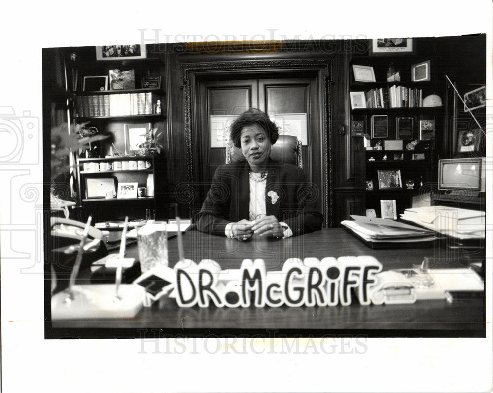 1992 Press Photo Deborah McGriff Superintendent - Historic Images