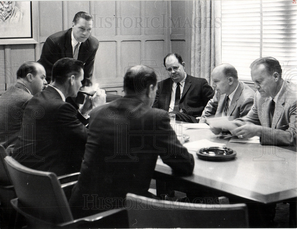 1958 Press Photo Office, meeting, Business, Men - Historic Images