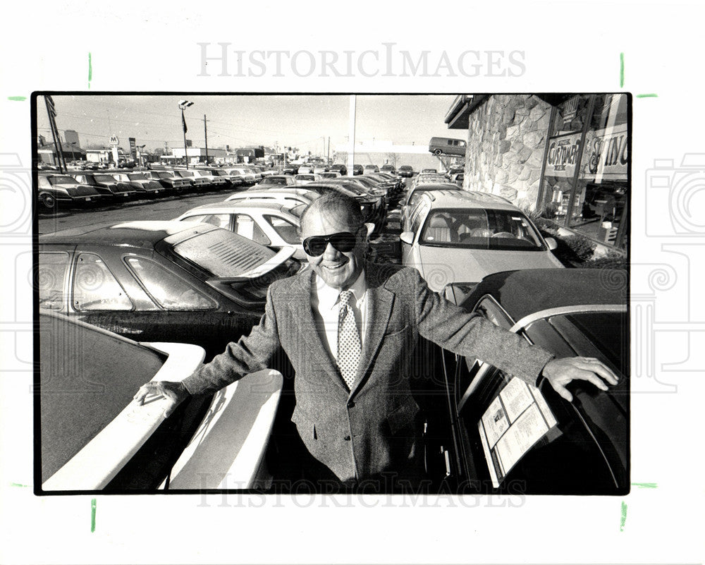 1987 Press Photo Martin McInerney Car Dealer - Historic Images