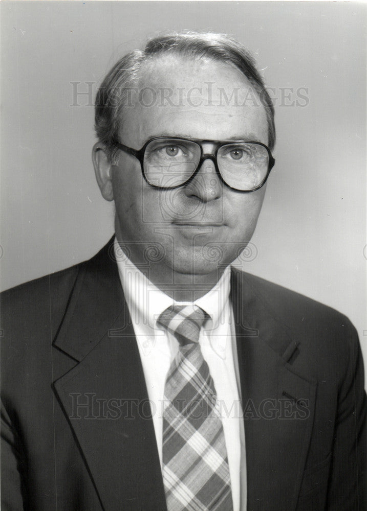 1991 Press Photo Charles MacInnis Consumers Power Co. - Historic Images