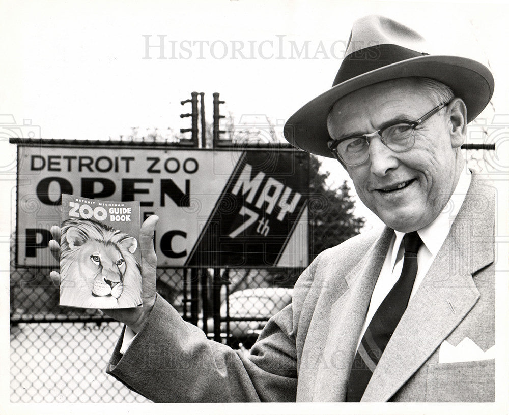 1953 Press Photo Frank Detroit Zoo Opening May 7th - Historic Images