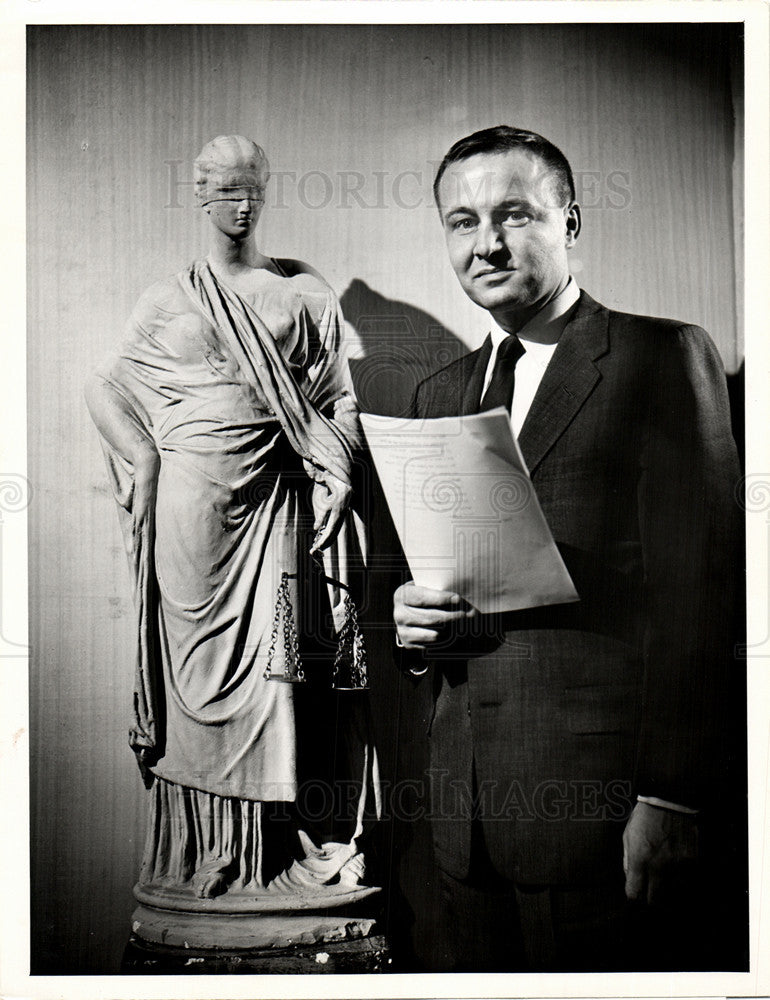 1957 Press Photo Jim McKay  The Verdict is yours  ABC - Historic Images