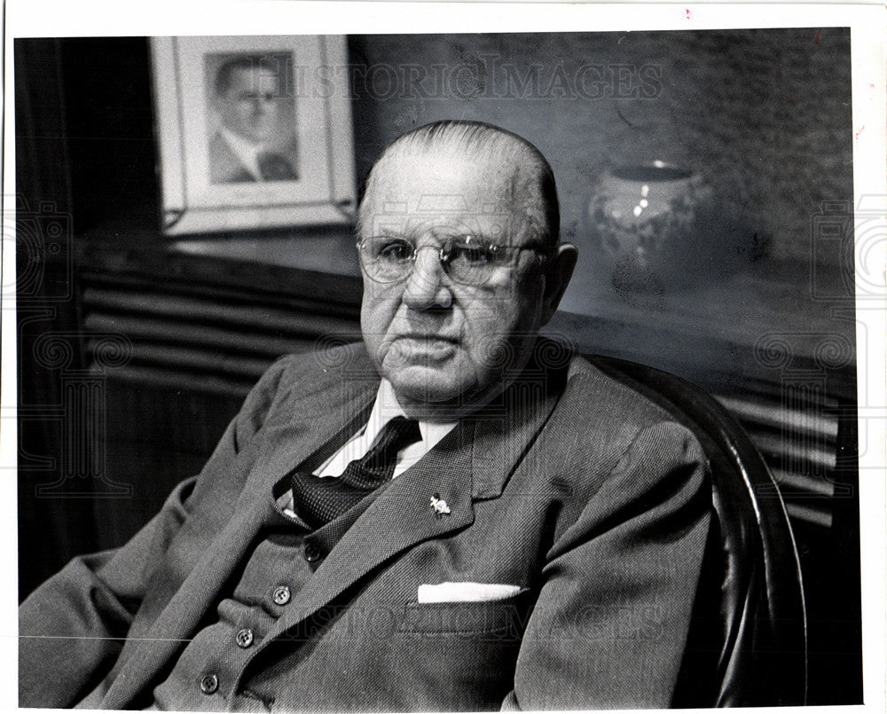 1965 Press Photo Frank D. McKay State Treasurer - Historic Images