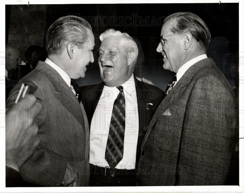 1942 Press Photo Frank D. McKay, Financier - Historic Images