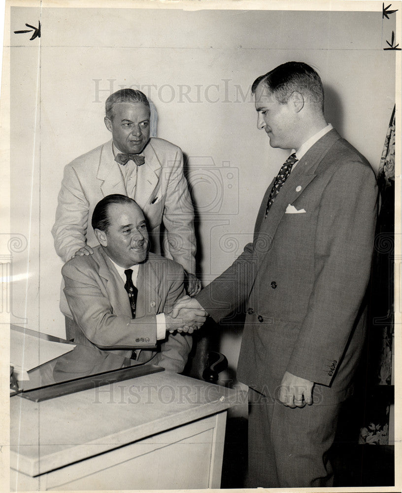 1949 Press Photo Charles McLeannan racing secretary - Historic Images