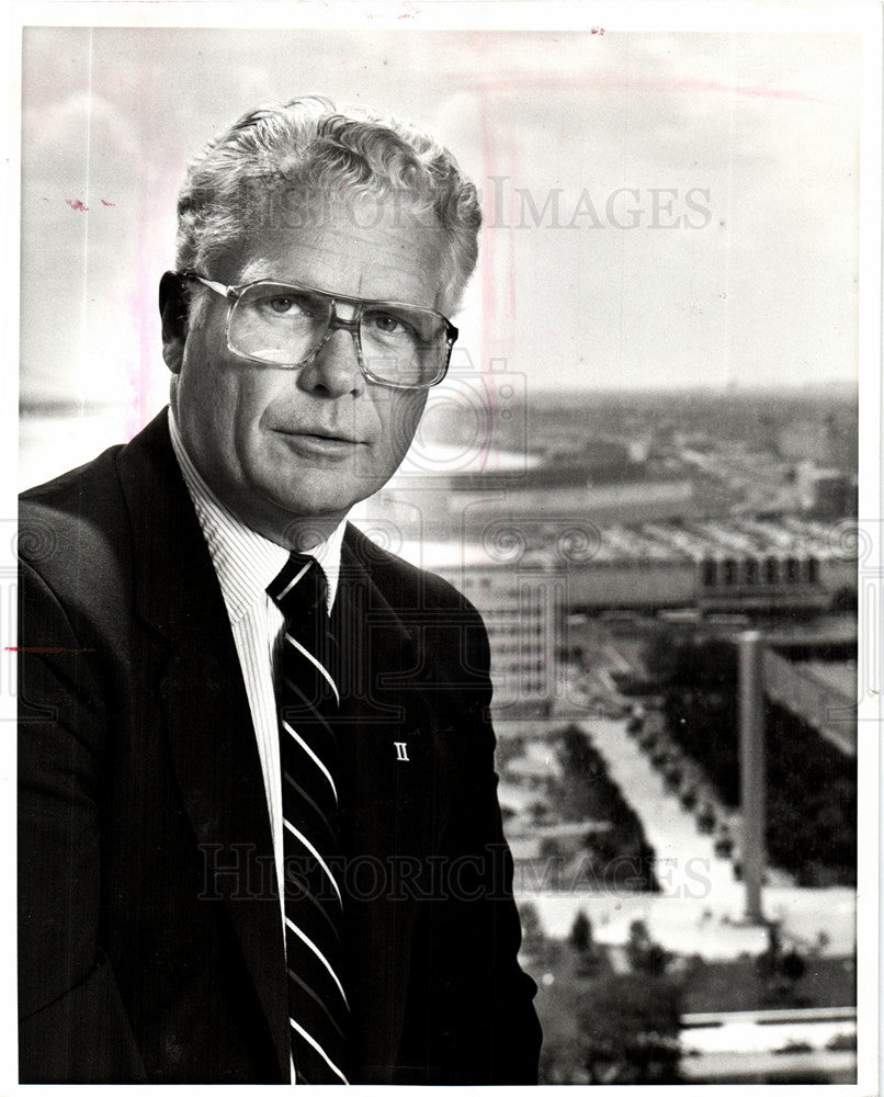 1987 Press Photo Bill McLaughlin Detroit Michigan Metro - Historic Images