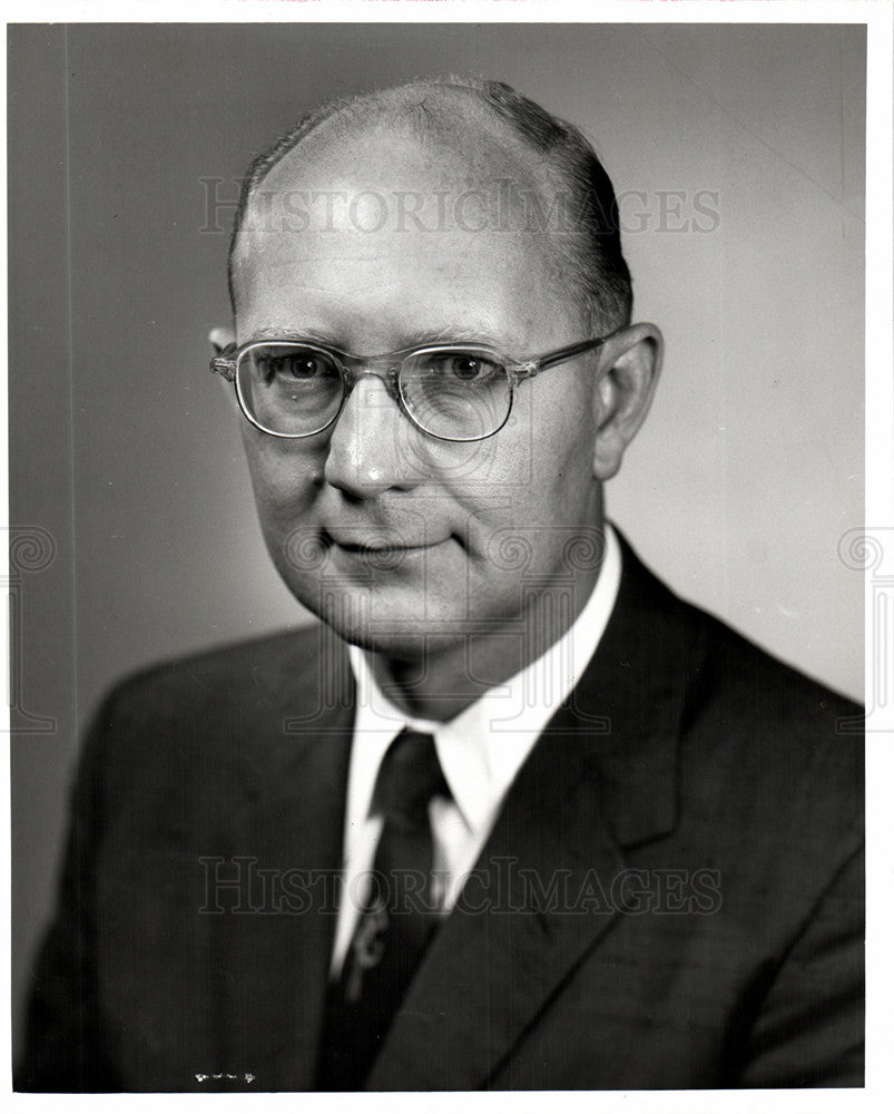 1960 Press Photo m s mclaughlin ford div general mgr - Historic Images