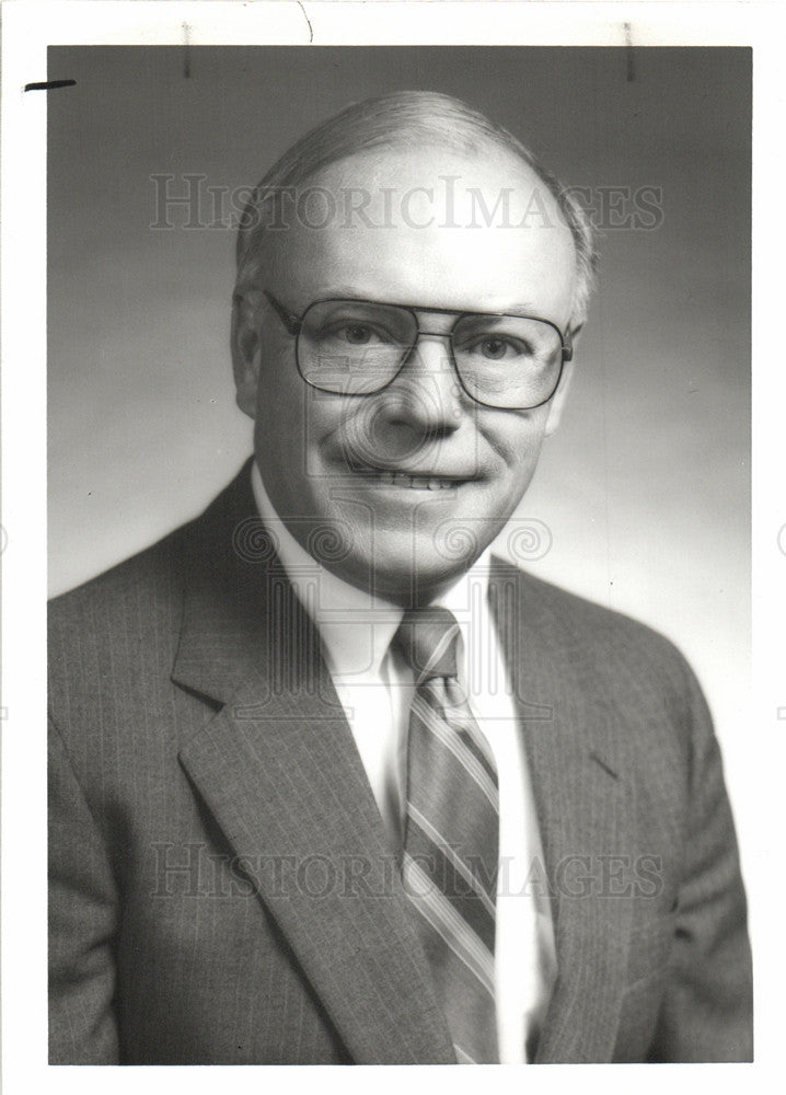 1988 Press Photo Daniel McKinnon promotion Kmart Corp. - Historic Images