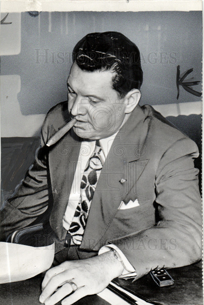 1946 Press Photo Frank McKinney baseball team owner - Historic Images