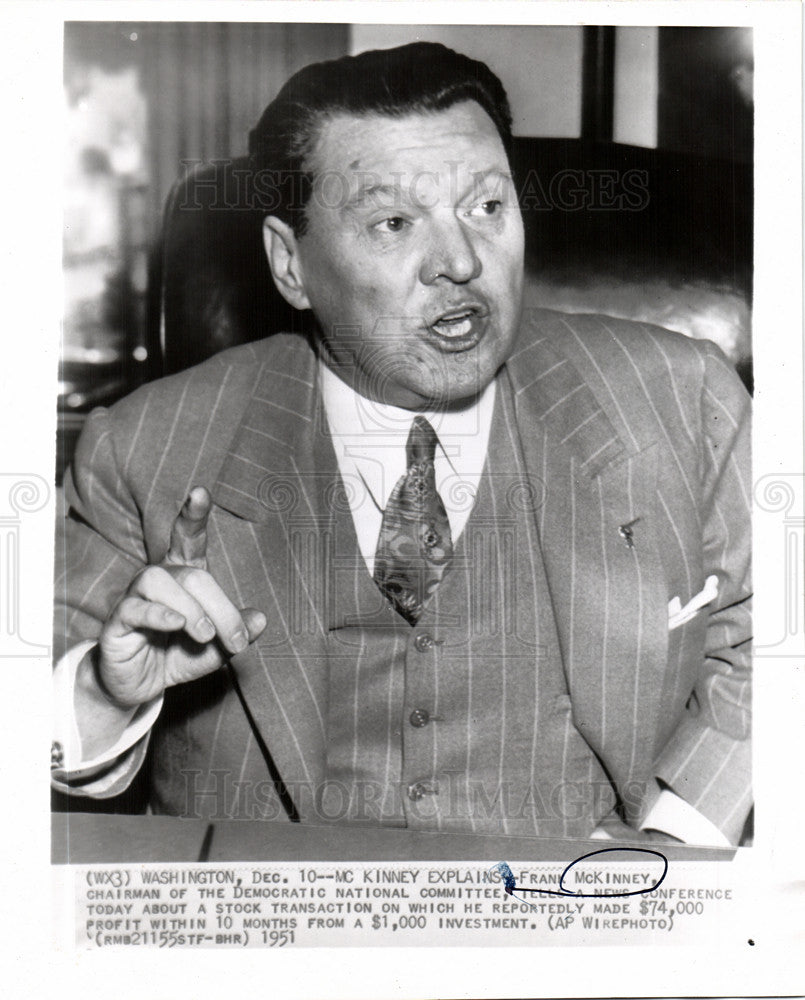 1951 Press Photo Frank McKinney swimmer bank executive - Historic Images