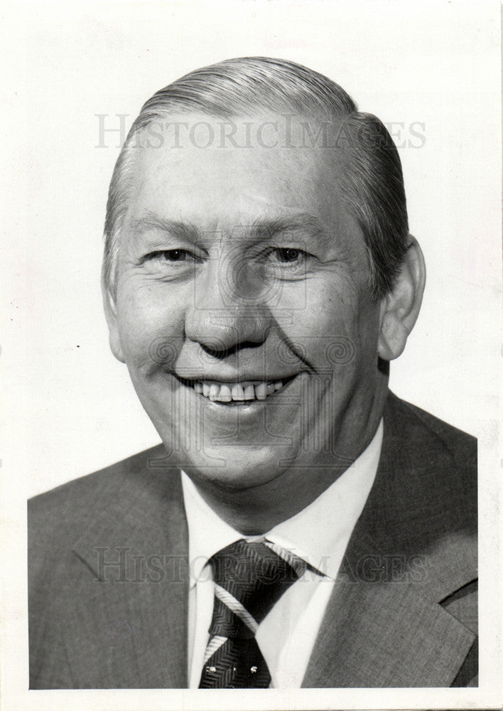 1973 Press Photo Gordon MacKenzie Ford Europe President - Historic Images