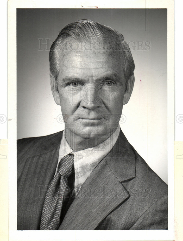 1947 Press Photo Sidney F. McKenna - Historic Images