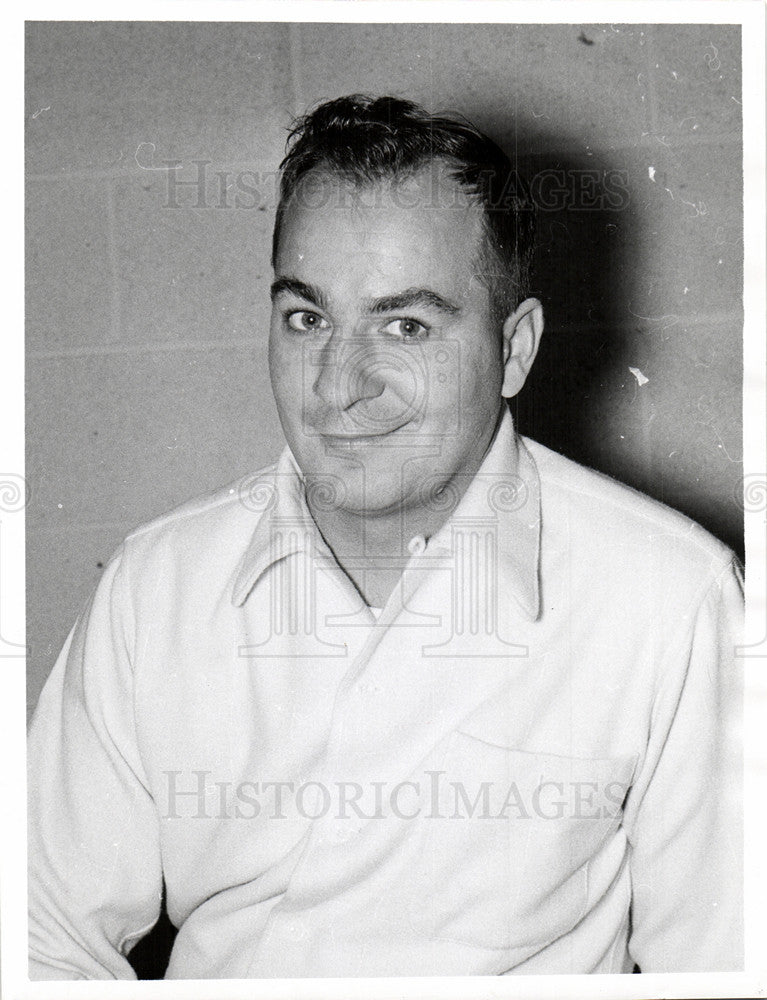 1958 Press Photo Richard MacNealy Cheboygan High coach - Historic Images