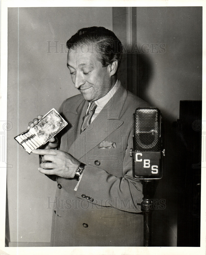 1938 Press Photo Harry McNaughton, "Bottle" - Historic Images