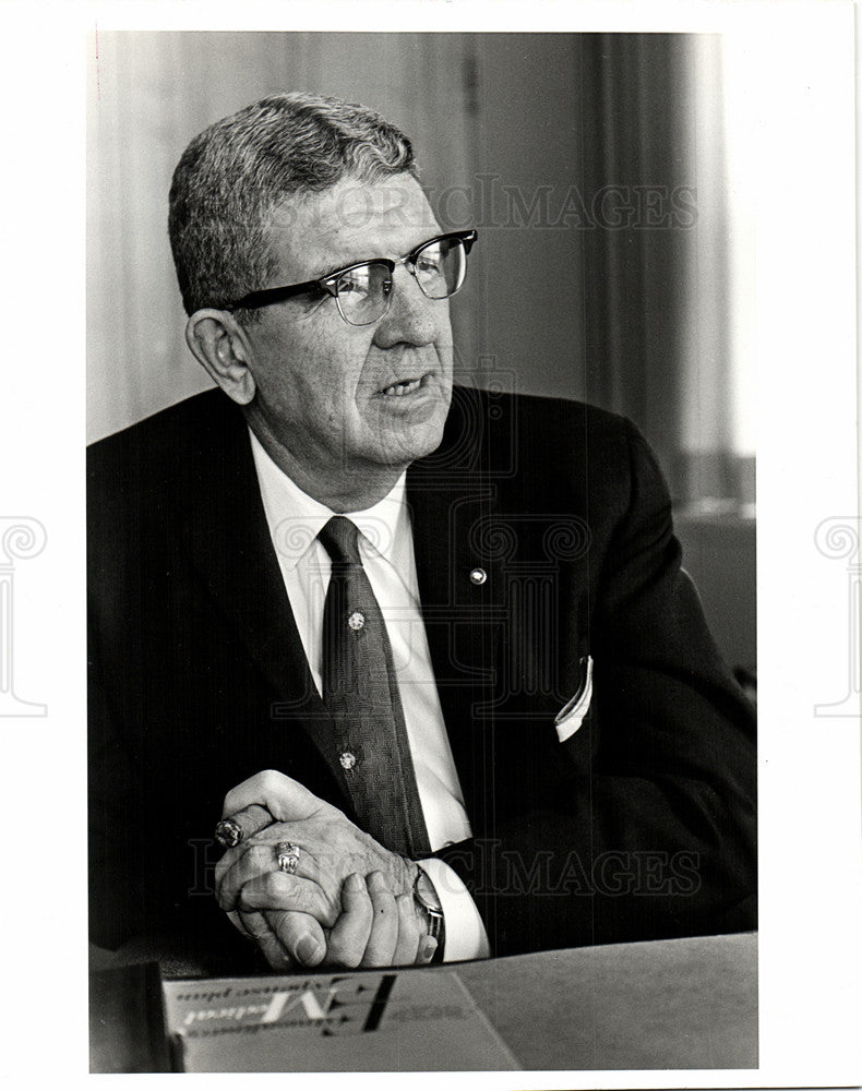 1968 Press Photo Health care pioneer William S. McNary - Historic Images