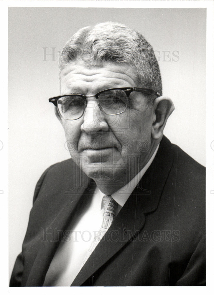 1966 Press Photo William S. McNary Michigan Blue Cross - Historic Images