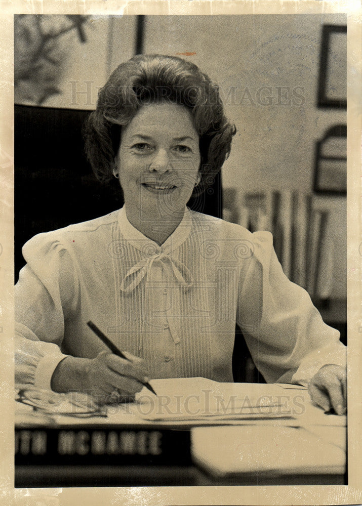 1962 Press Photo Ruth McNamee state representative - Historic Images