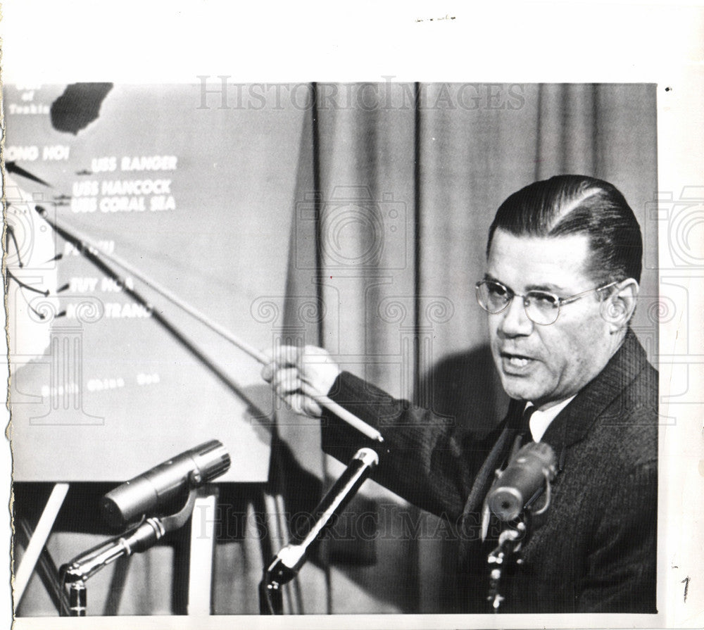 1965 Press Photo Robert McNamara Public Policy Analysis - Historic Images