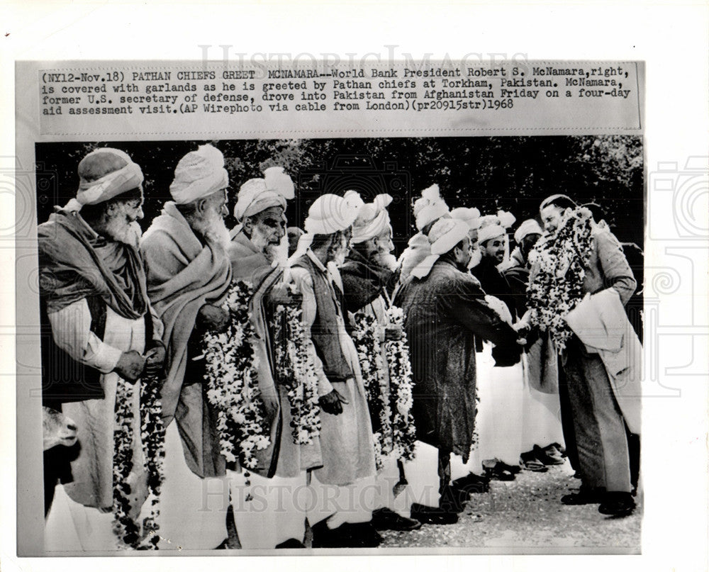 1968 Press Photo Robert S. McNamara World Bank Pakistan - Historic Images