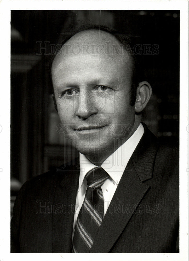 1985 Press Photo Ed McNamara Livonia Michigan Mayor - Historic Images