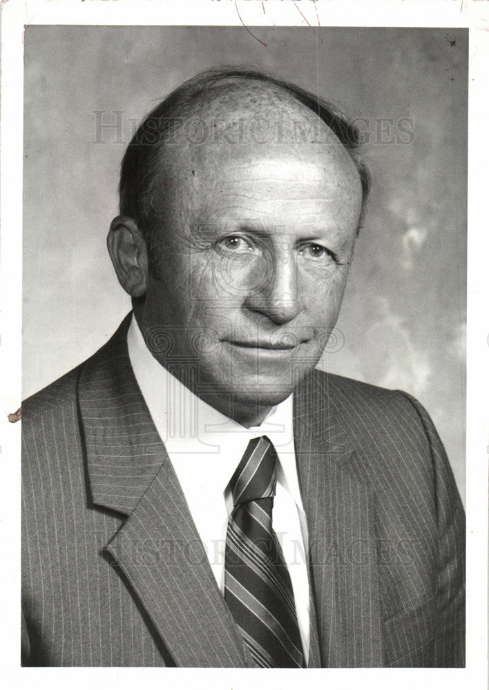 1981 Press Photo Edward McNamara livonia mayor - Historic Images