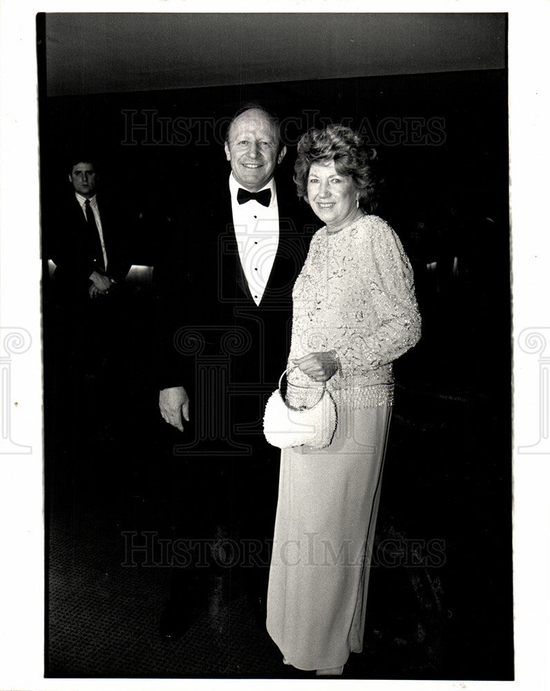 1987 Press Photo Edward McNamara politician Michigan - Historic Images