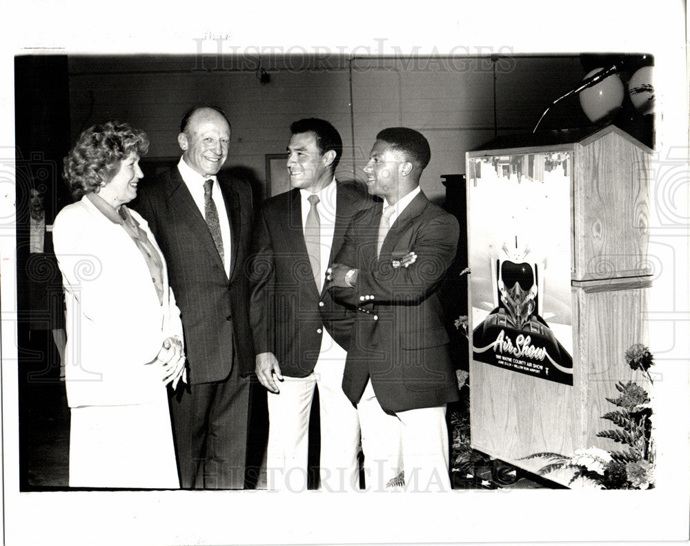 1993 Press Photo Ed McNamara  Michigan County Executive - Historic Images