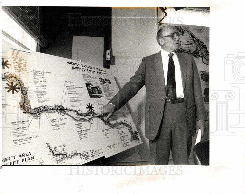 1990 Press Photo Edward McNamara wayne county - Historic Images