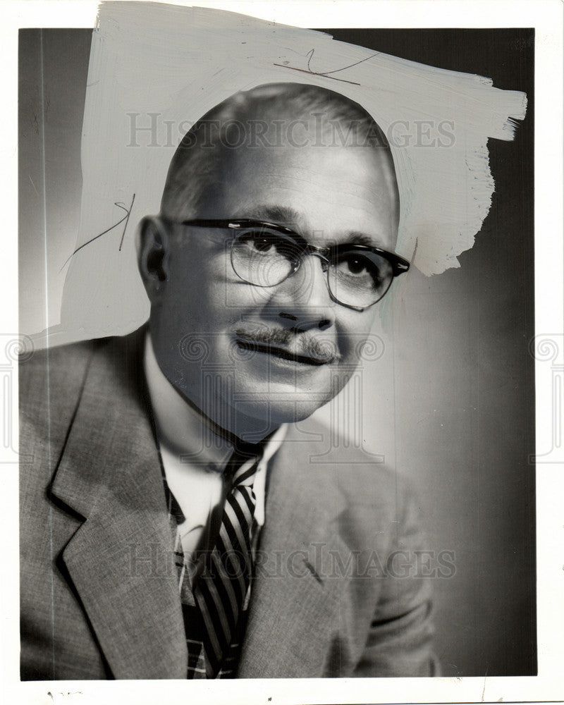 1952 Press Photo John R.MacManus Vice President of Com. - Historic Images