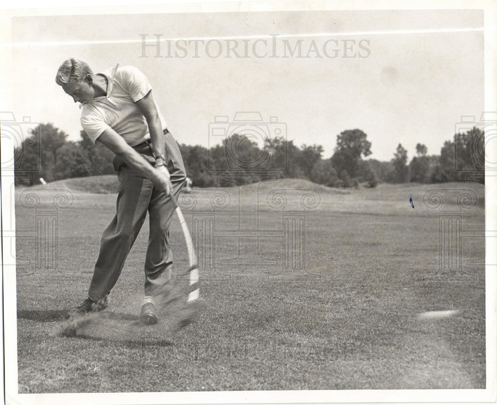 1950 Press Photo Tom McMahon Detroit Golf Country Club - Historic Images