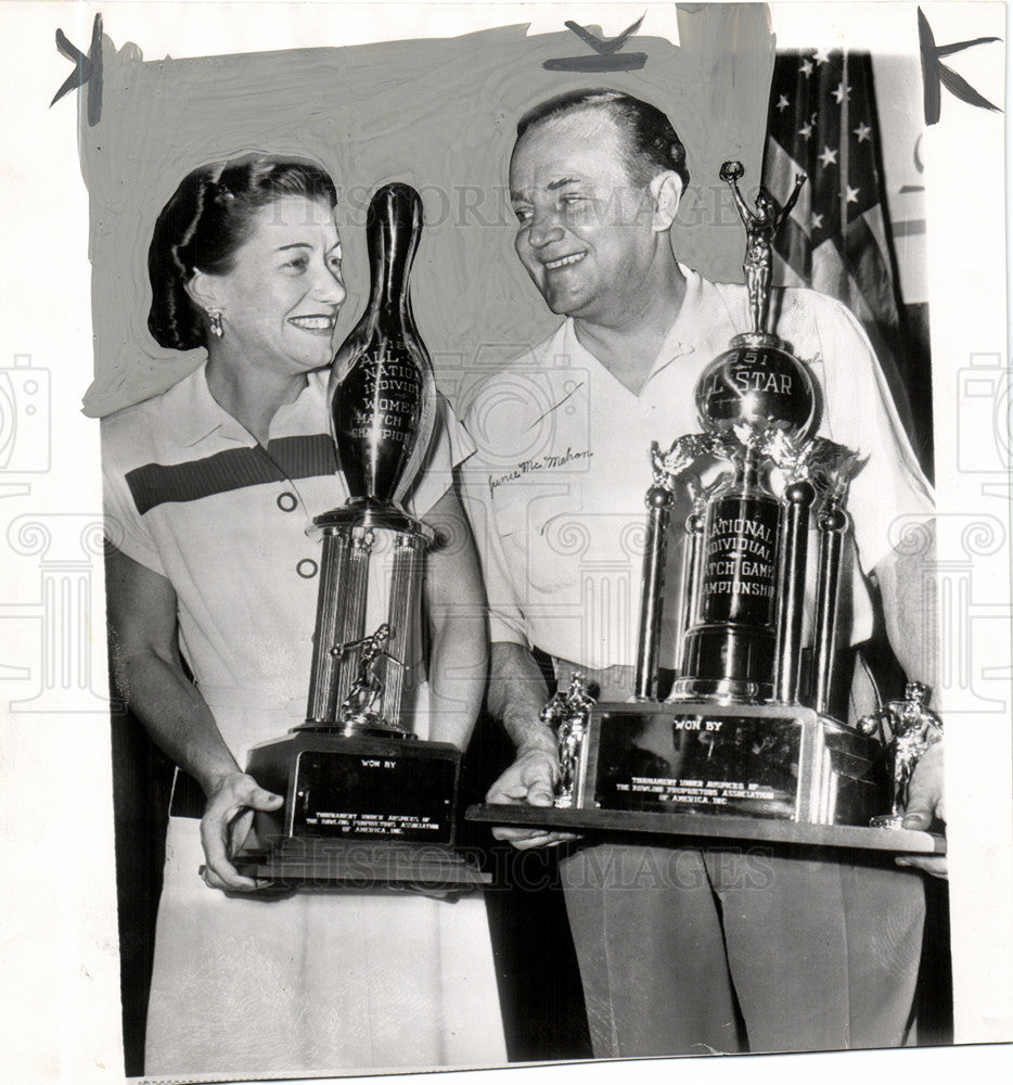 1951 Press Photo Junie McMahon Player N.All-Star Bowlin - Historic Images