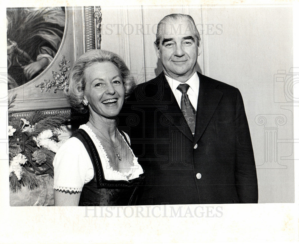 1975 Press Photo Wilber Hadley Mack Griffin party - Historic Images