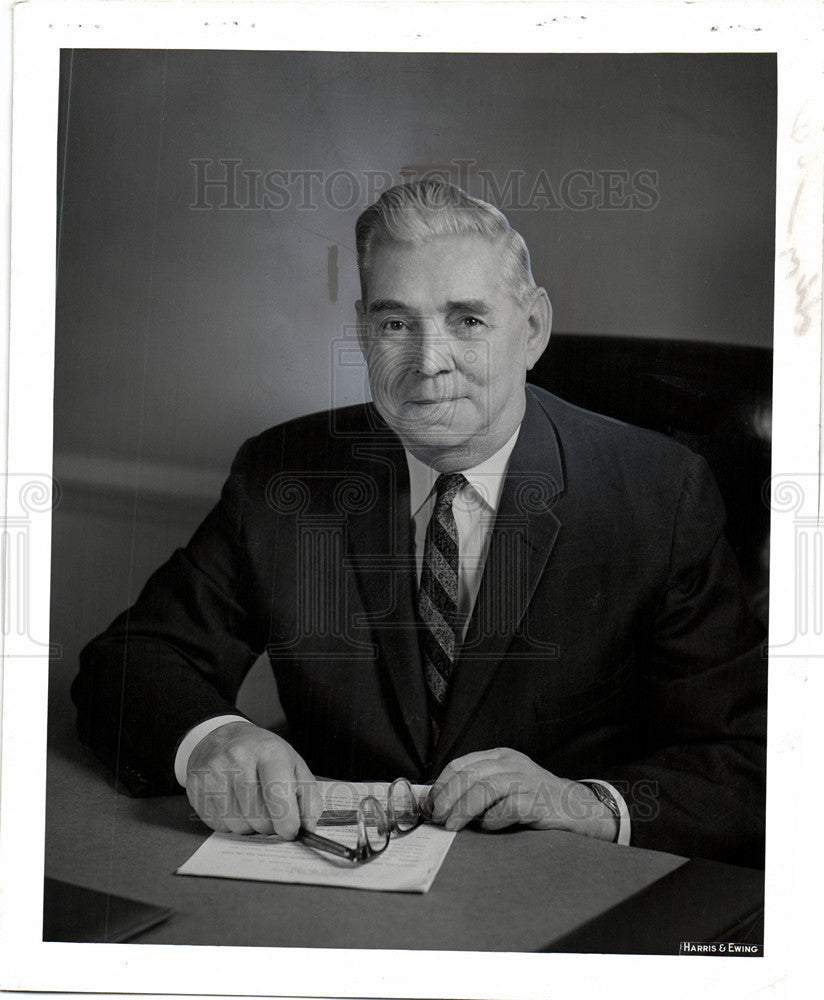 1964 Press Photo Patrick McNamara Senator Michigan - Historic Images