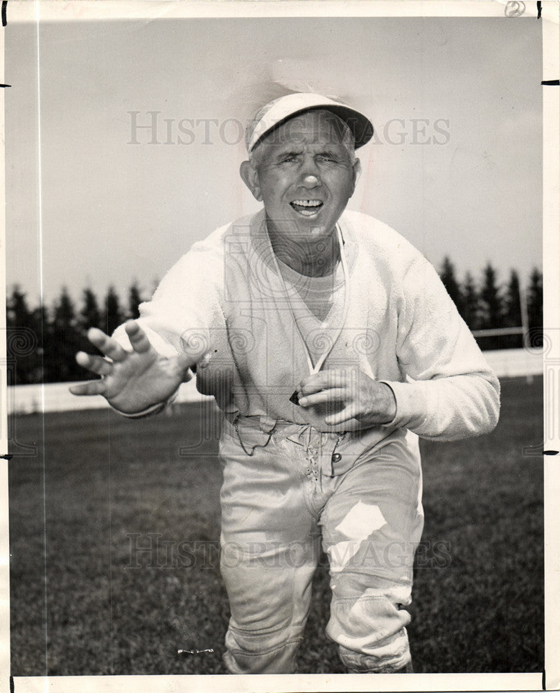 1964 Press Photo SILVERED TONGUE ACTION DIRECTION SQUAD - Historic Images