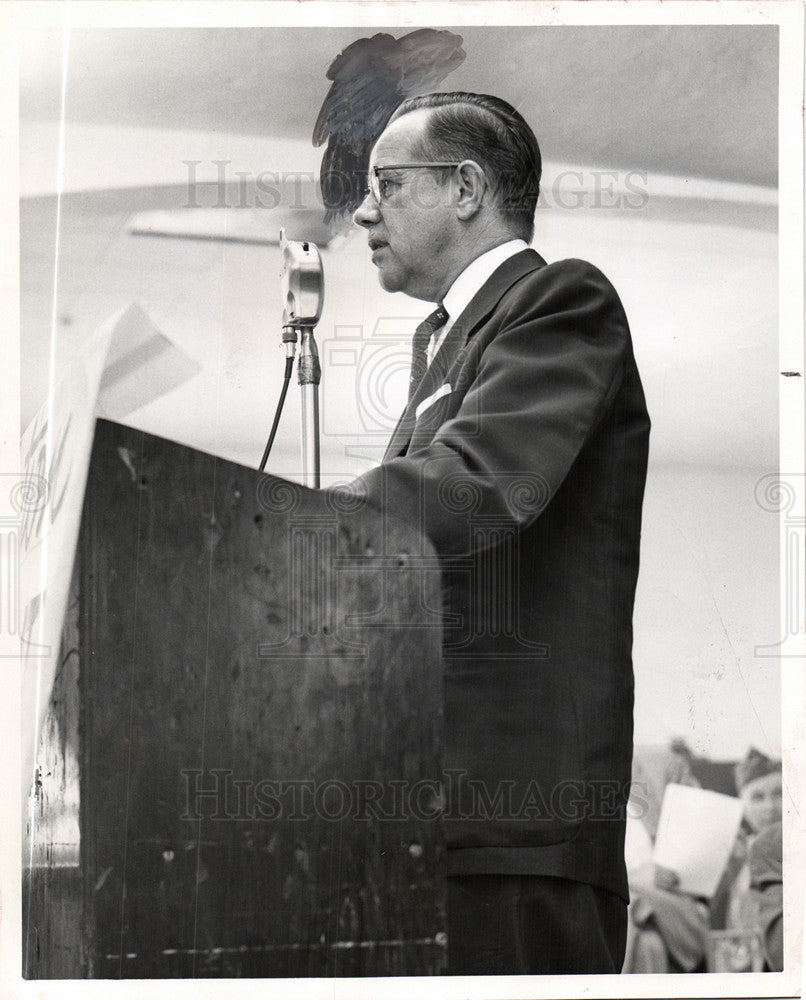 1956 Press Photo Rep. Thaddeus Machrowicz Rally 1956 - Historic Images