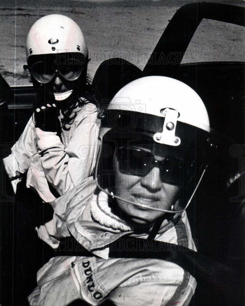 1964 Press Photo Glenna McWhirter Car Racer - Historic Images