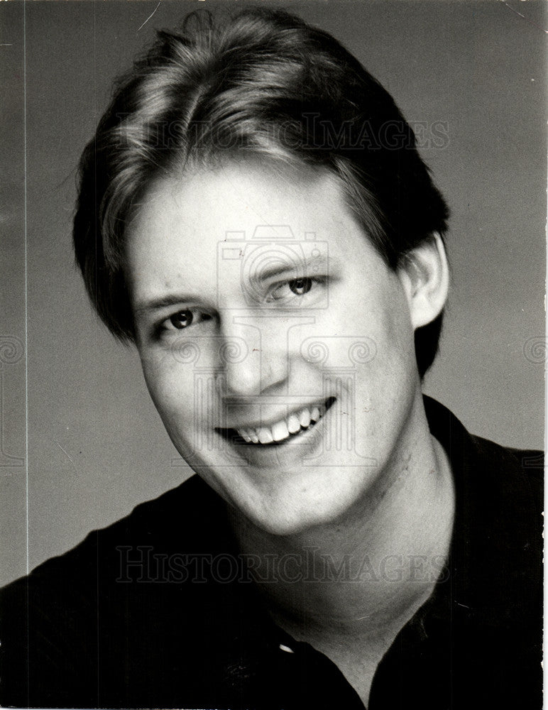 1989 Press Photo Mark McVey Actor - Historic Images