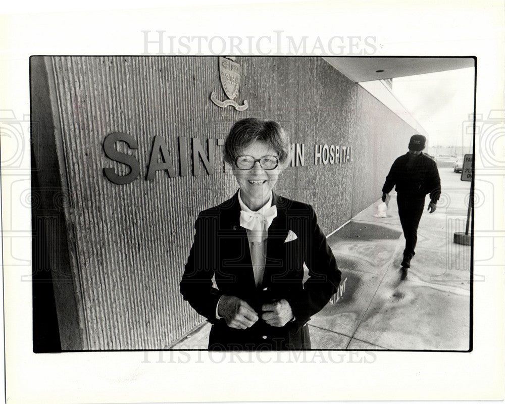 1985 Press Photo Sister Verenice McQuade, hospital - Historic Images