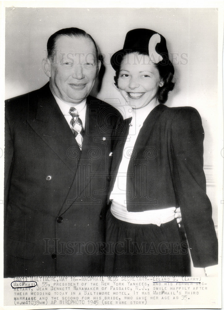 1945 Press Photo leland macphail n.y. yankees baltimore - Historic Images