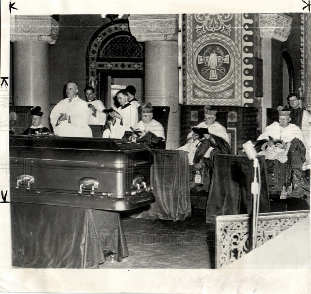 1950 Press Photo Archbishop John McNicholas Cincinnati - Historic Images