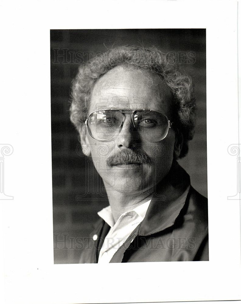 1990, Jim McNeil President UAW Local 600 - Historic Images