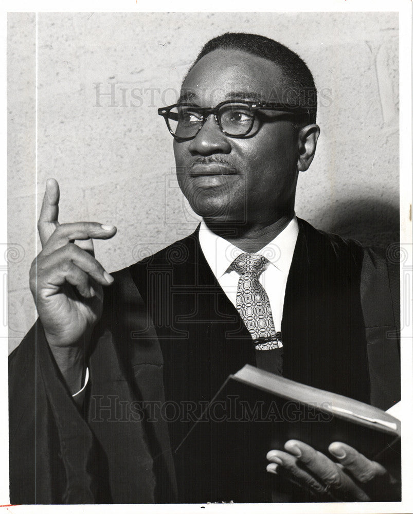 1961 Press Photo Reverend Jesse Jai McNeil Tabernacle - Historic Images