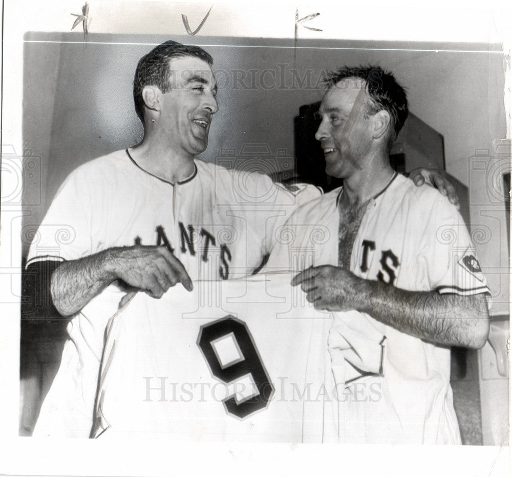 1951 Press Photo Sal Maglie New York Giants No. 9 - Historic Images