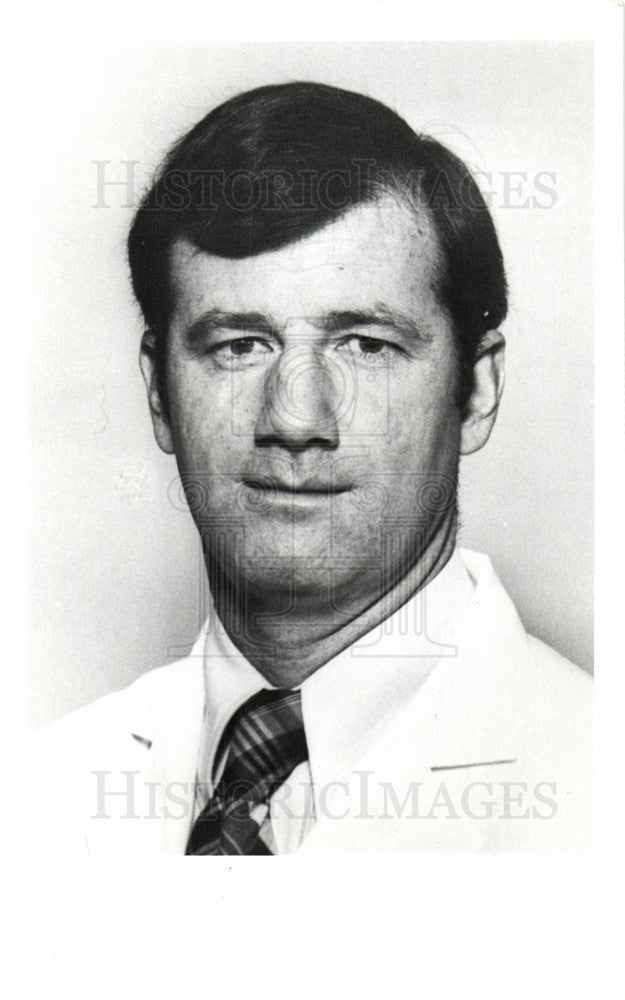 Press Photo Dr. Donald Magilligan Division Head - Historic Images