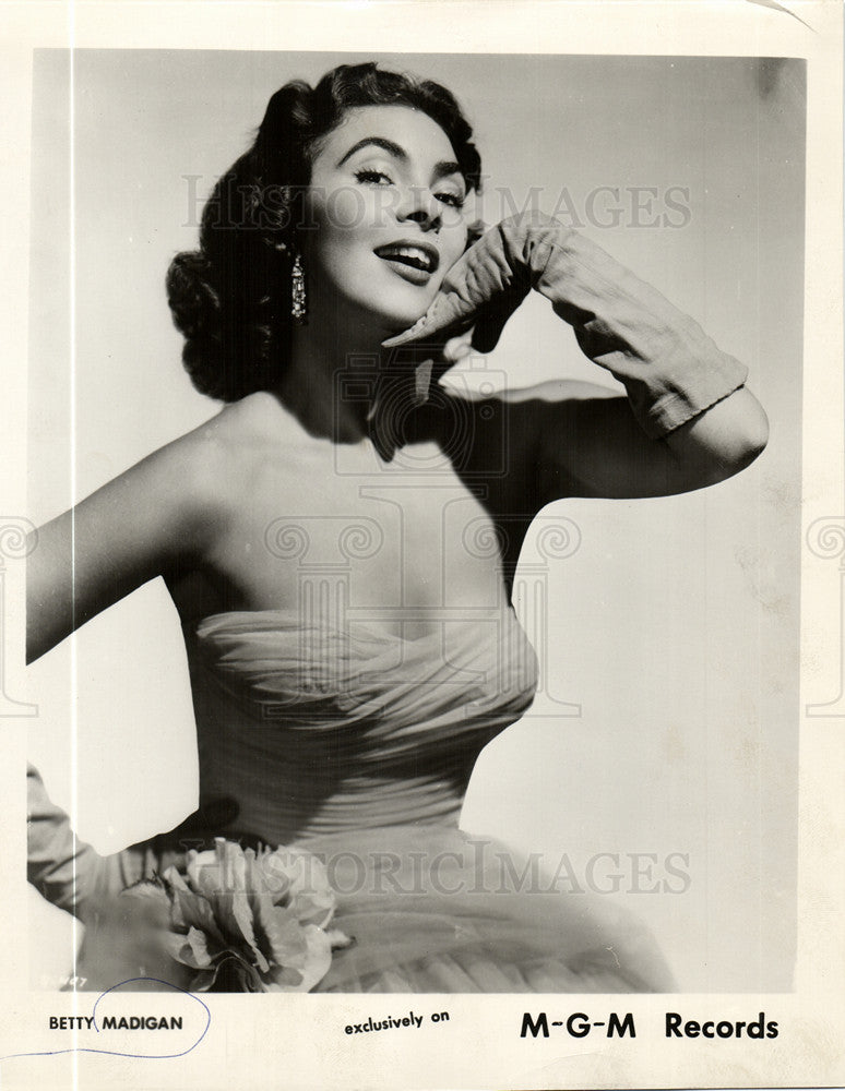 1955 Press Photo Betty Madigan American singer  actress - Historic Images