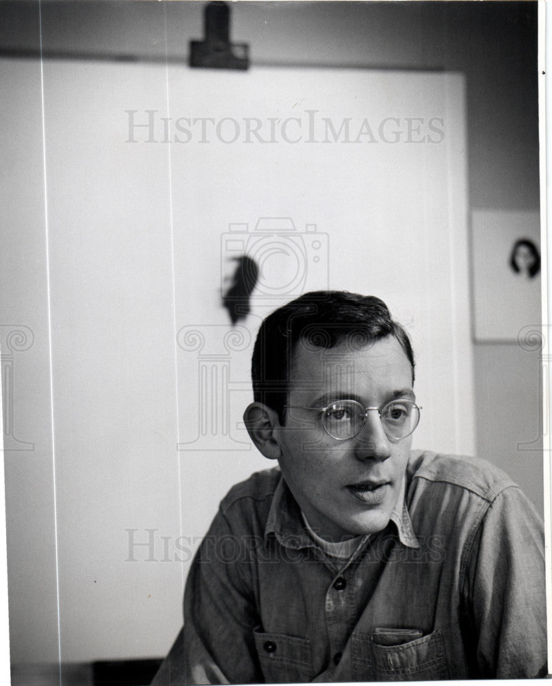 1963 Press Photo Jerrold Maddox artist painting canvas - Historic Images