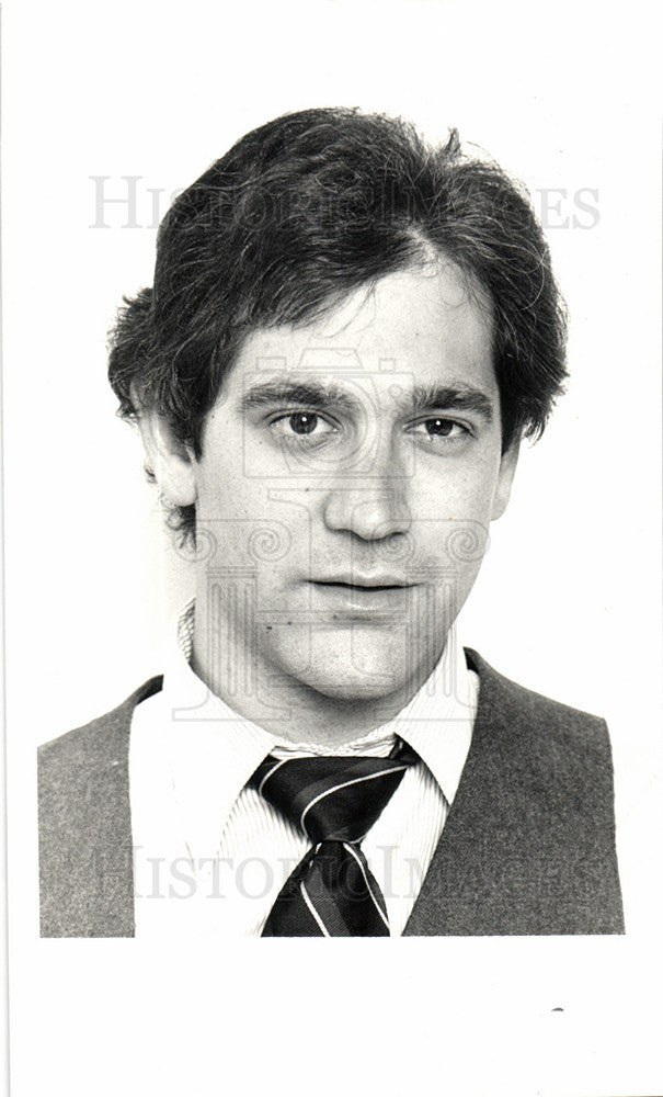 1988 Press Photo Glen Macnow Newspaper Sports Writer - Historic Images