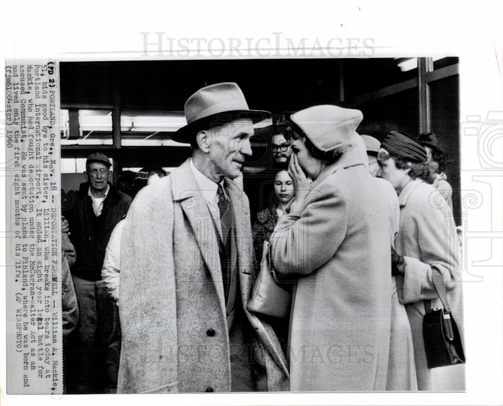 1960 Press Photo William Mackie deported sister cries - Historic Images