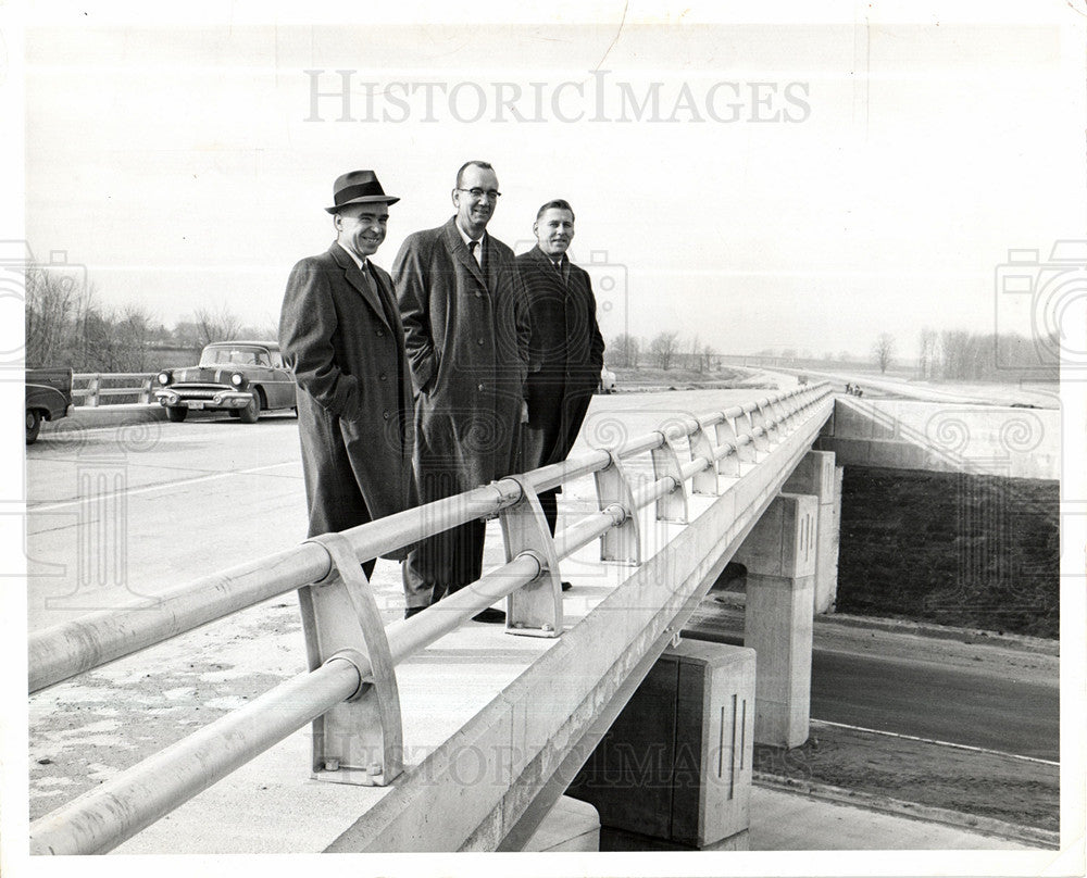 1962 Press Photo Commissioner Mackie, Mayors - Historic Images