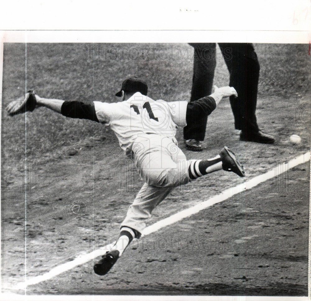 1962 Press Photo Frank Malzone MLB Boston Red Sox USA - Historic Images